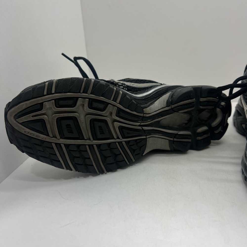 Saucony Grid C2 Black and Silver running shoe - Picture 6 of 7